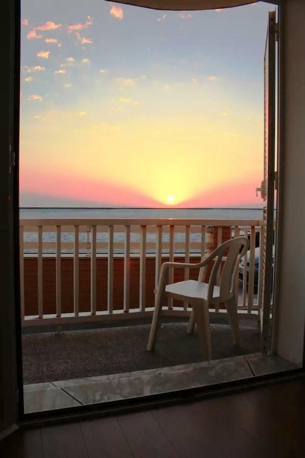Apartamento Em Frente Ao Mar Costa Nova Exterior photo
