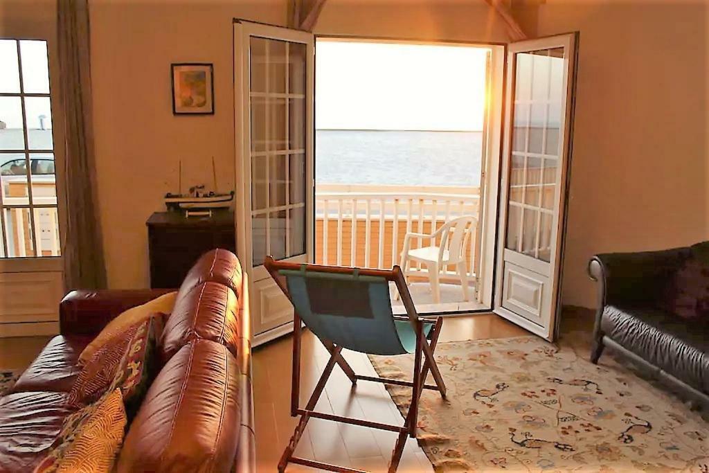 Apartamento Em Frente Ao Mar Costa Nova Exterior photo